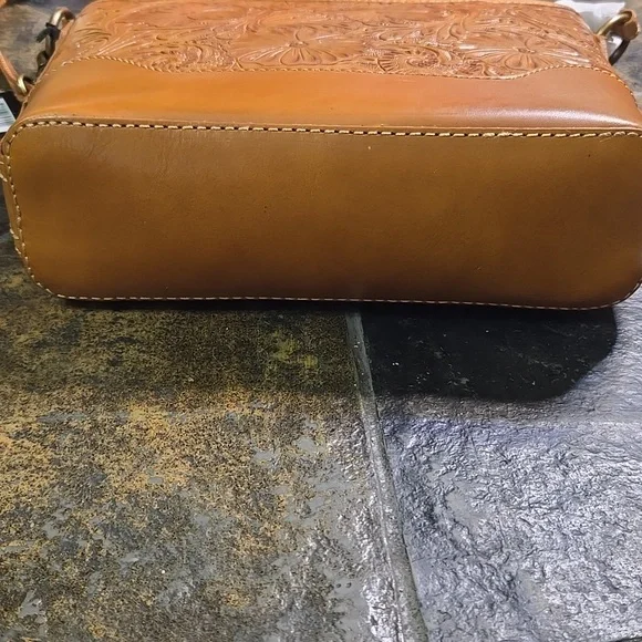 Frye Melissa Hand Tooled Leather Crossbody - Picture 3 of 7